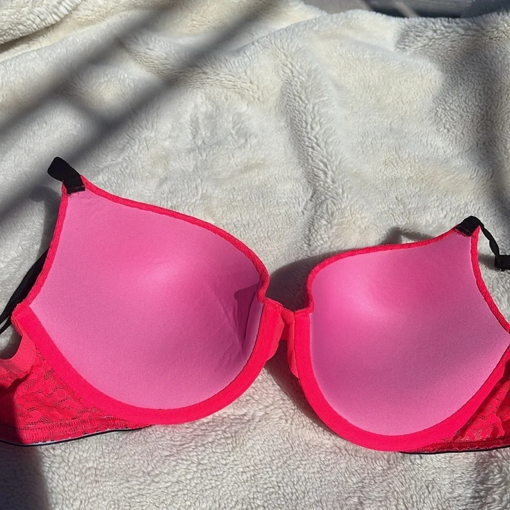 Pink Victoria’s Secret 34D Push Up Neon Pink Bra - Picture 6 of 7